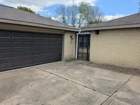 16723 Lone Quail Court Houston TX 77489