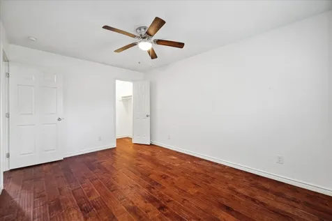 5918 Fontenelle Drive Houston TX 77035