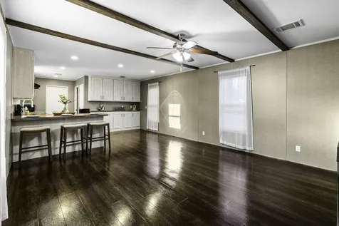 211 Woodstock Livingston TX 77351