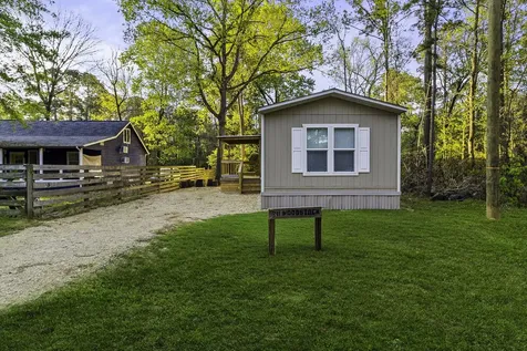 211 Woodstock Livingston TX 77351