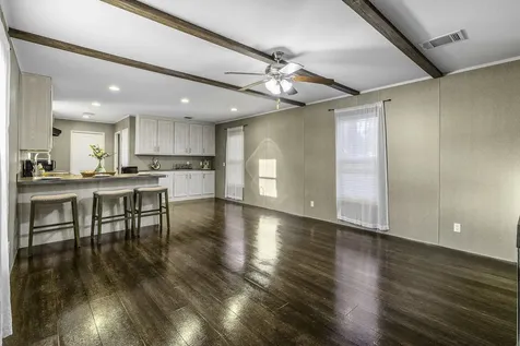 211 Woodstock Livingston TX 77351