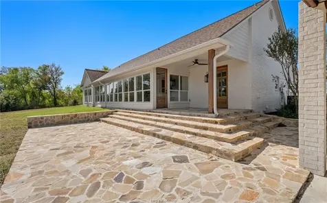 4791 State Highway 21 W - 25 Acres Caldwell TX 77836