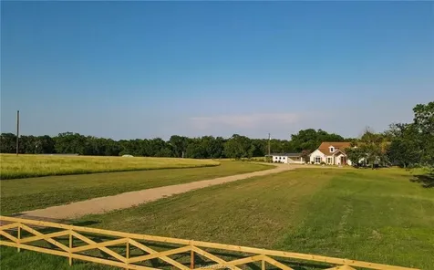 4791 State Highway 21 W - 25 Acres Caldwell TX 77836