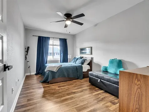 6455 Burgoyne Road 28 Houston TX 77057