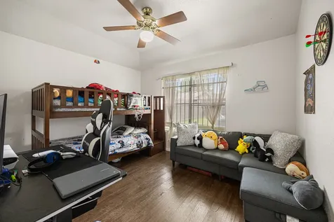 318 Breeze Park Drive Houston TX 77015
