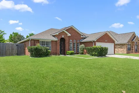 318 Breeze Park Drive Houston TX 77015