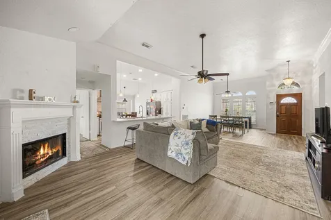318 Breeze Park Drive Houston TX 77015