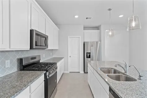 19584 Stripe Hill Bend Montgomery TX 77316