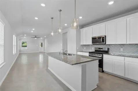 19584 Stripe Hill Bend Montgomery TX 77316