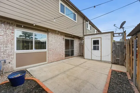 2325 Triway Lane 208 Houston TX 77043