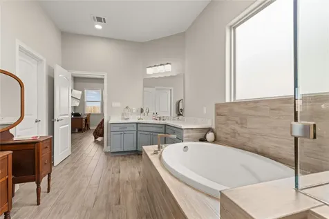 40252 Spyglass Hill Drive Cleveland TX 77327