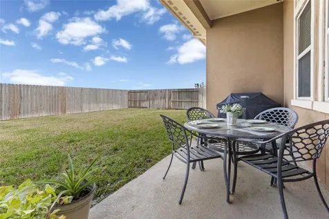40252 Spyglass Hill Drive Cleveland TX 77327