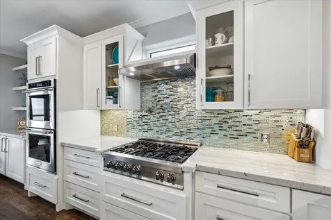 4019 Bayshore Drive Bacliff TX 77518