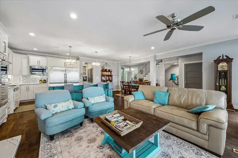 4019 Bayshore Drive Bacliff TX 77518