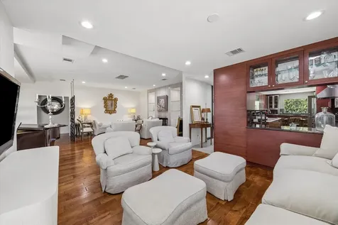 623 Pinehaven Dr Drive Houston TX 77024