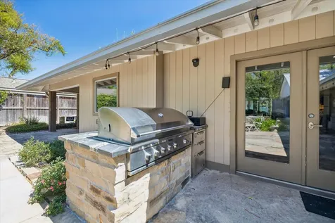 623 Pinehaven Dr Drive Houston TX 77024