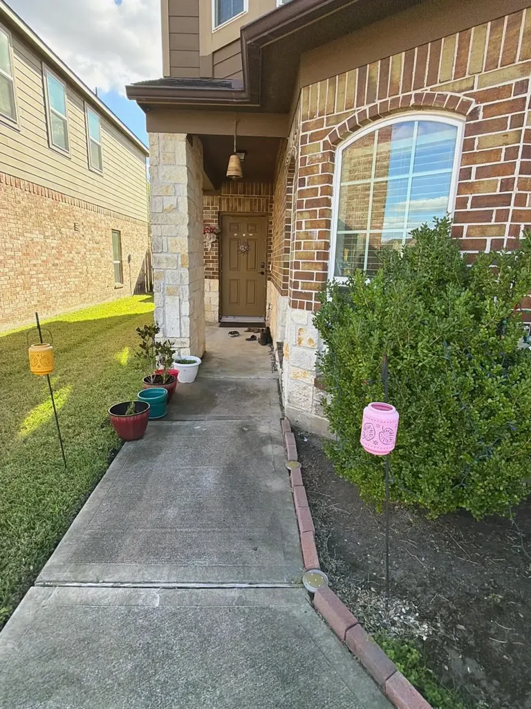2623 Hunters Side Trail Fresno TX 77545