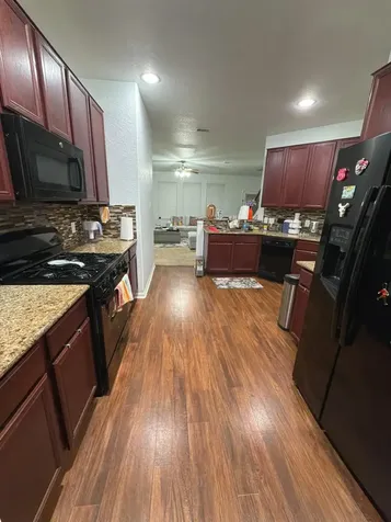 2623 Hunters Side Trail Fresno TX 77545