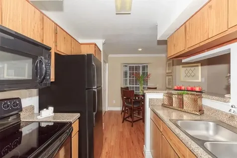 8110 Creekbend Drive 305 Houston TX 77071