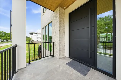 5011 Glenmeadow Drive Houston TX 77096