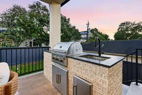 5011 Glenmeadow Drive Houston TX 77096