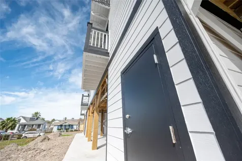 805 Avenue K B Galveston TX 77550