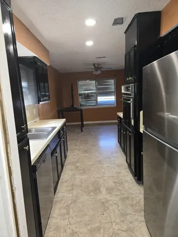 7218 Oriole Drive Texas City TX 77591