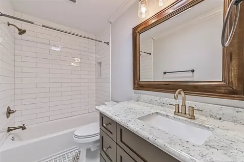 424 15th Street 113 Galveston TX 77550