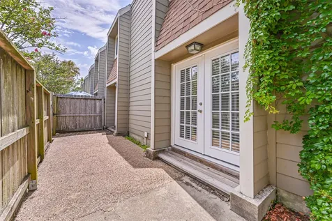 424 15th Street 113 Galveston TX 77550