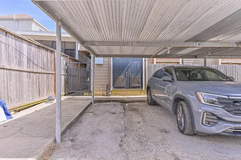 424 15th Street 113 Galveston TX 77550