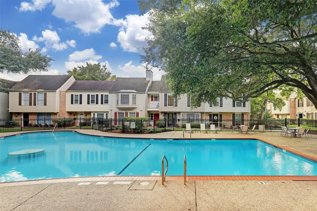 13374 Trail Hollow Drive 3374 Houston TX 77079