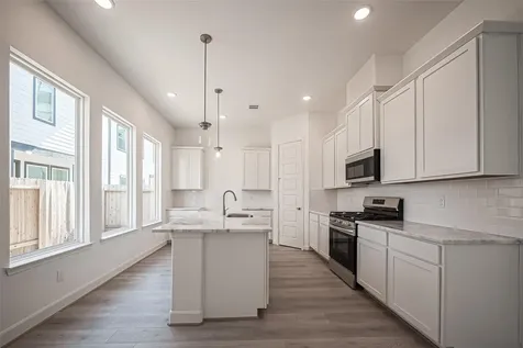 8919 Grovner Place Houston TX 77055
