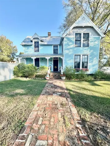 111 S Masonic Street Bellville TX 77418