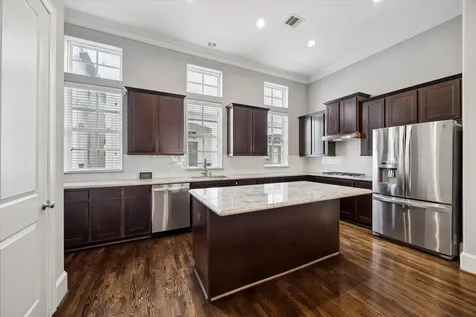 1242 W 23rd Street Houston TX 77008