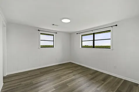 2606 Long Lane Wallis TX 77485