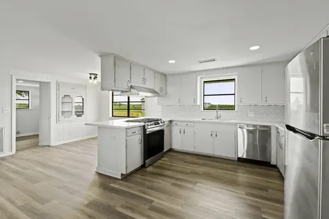 2606 Long Lane Wallis TX 77485