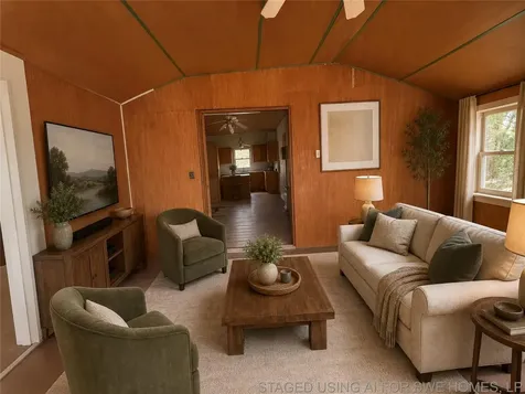 108 J Avenue Christine TX 78012