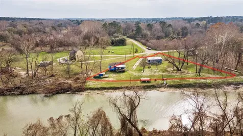 239 Fishermans Trail Huntsville TX 77320
