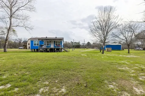 239 Fishermans Trail Huntsville TX 77320