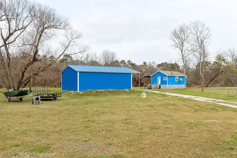 239 Fishermans Trail Huntsville TX 77320