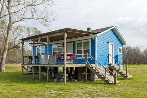 239 Fishermans Trail Huntsville TX 77320