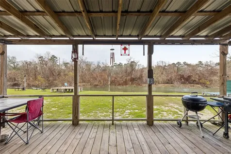 239 Fishermans Trail Huntsville TX 77320