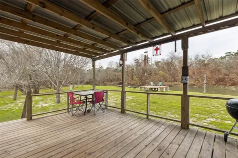 239 Fishermans Trail Huntsville TX 77320
