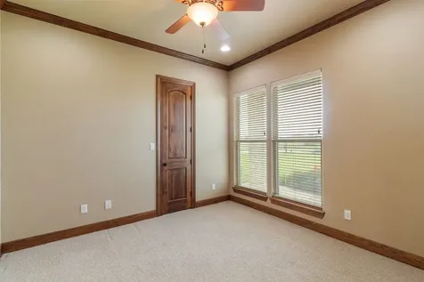 10040 Henley Cove Iola TX 77861