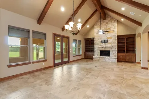 10040 Henley Cove Iola TX 77861