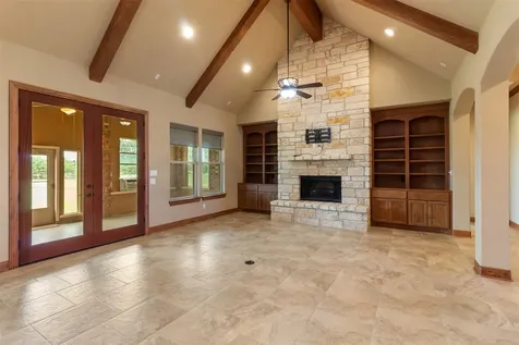 10040 Henley Cove Iola TX 77861