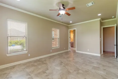 10040 Henley Cove Iola TX 77861