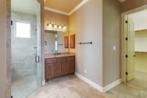 10040 Henley Cove Iola TX 77861