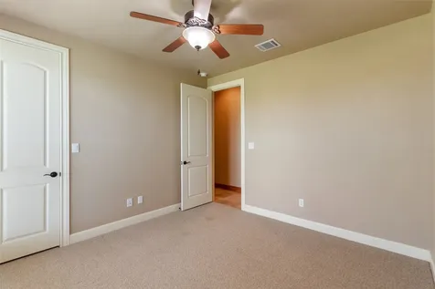 10040 Henley Cove Iola TX 77861