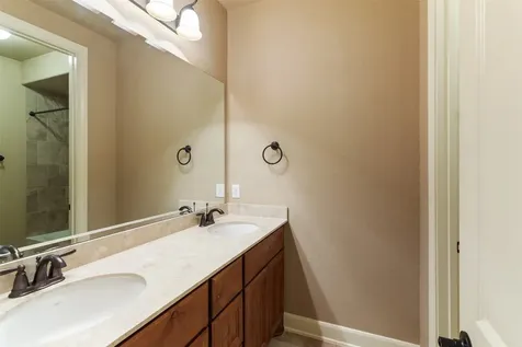 10040 Henley Cove Iola TX 77861